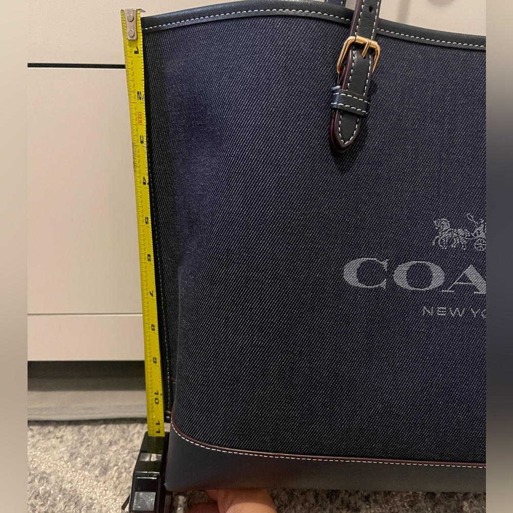 Coach denim and leather large tote bag EUC - Picture 14 of 16